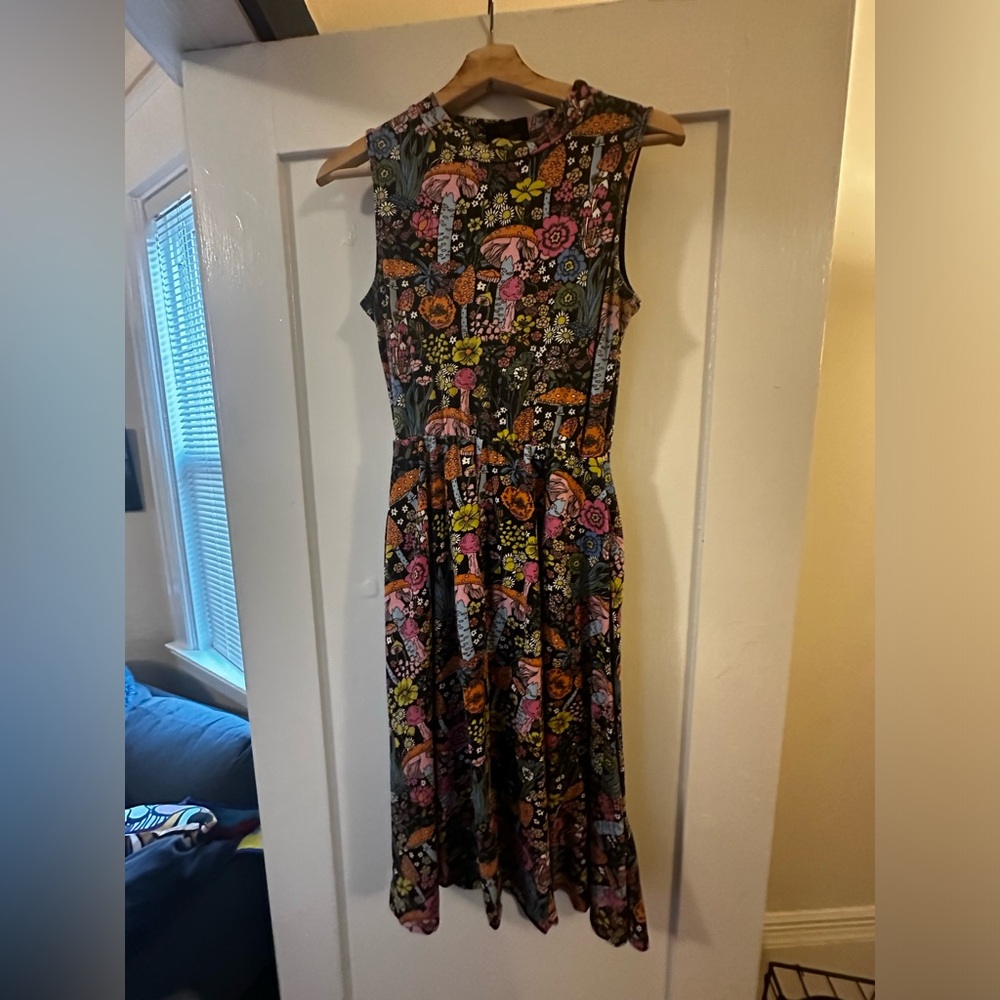 Nooworks Colorful Floral Midi Dress